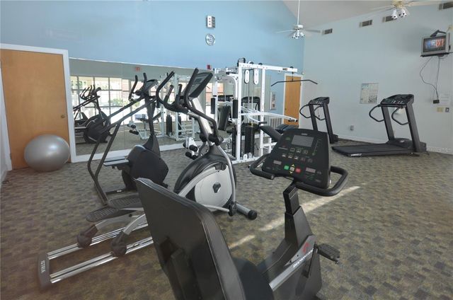 2360 SW ARCHER ROAD 811, Gainesville, FL 32608