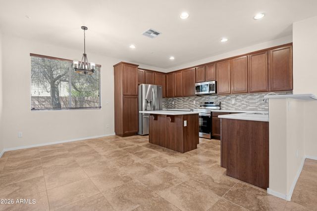 7203 W ANDREW Lane, Peoria, AZ 85383