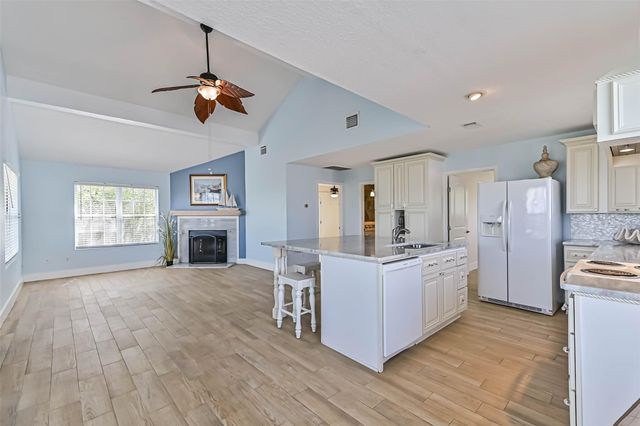 1578 Railroad Avenue, San Leon, TX 77539