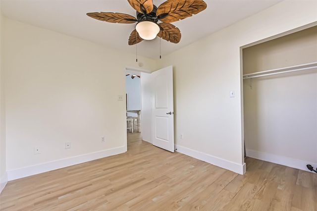 1578 Railroad Avenue, San Leon, TX 77539