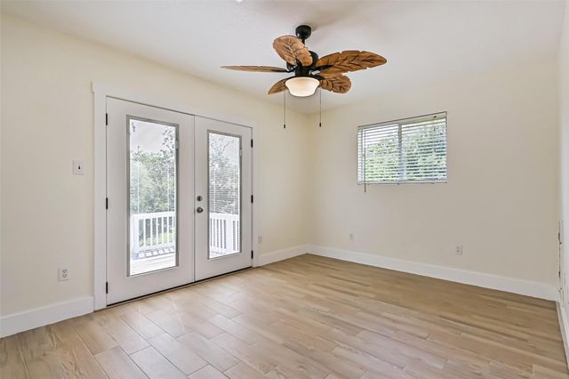 1578 Railroad Avenue, San Leon, TX 77539
