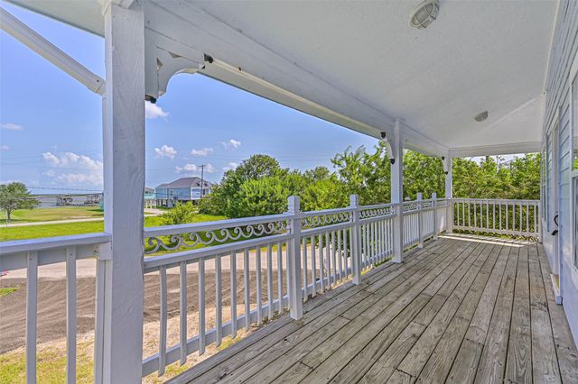1578 Railroad Avenue, San Leon, TX 77539