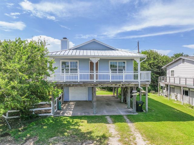 1578 Railroad Avenue, San Leon, TX 77539