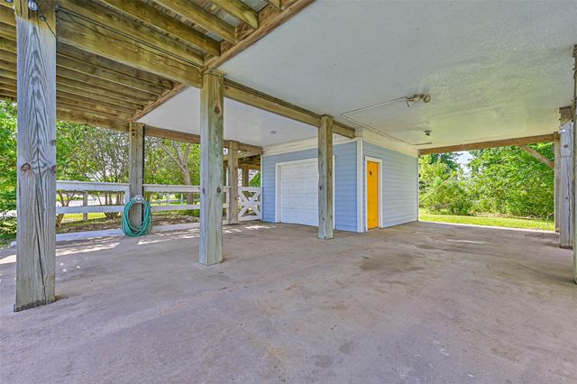 1578 Railroad Avenue, San Leon, TX 77539