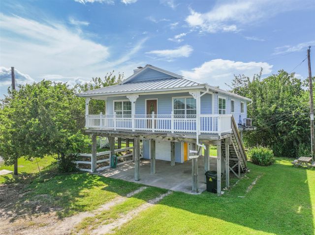 1578 Railroad Avenue, San Leon, TX 77539