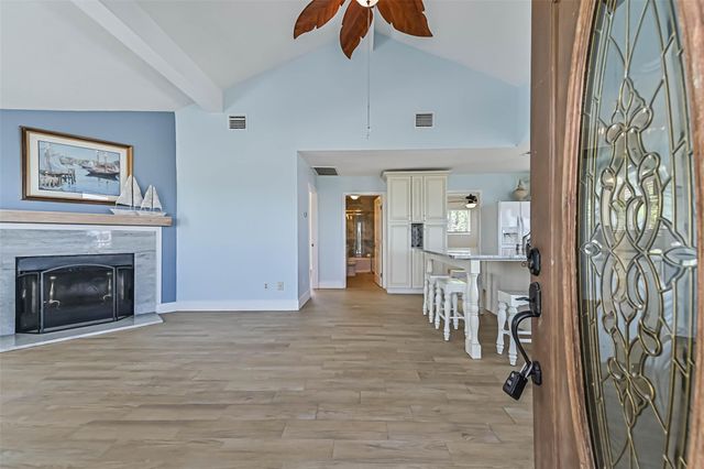 1578 Railroad Avenue, San Leon, TX 77539