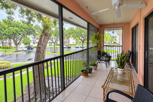 10951 W Clairmont Circle 209, Tamarac, FL 33321