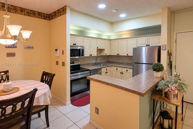 10951 W Clairmont Circle 209, Tamarac, FL 33321
