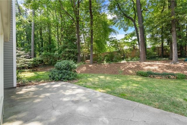 3473 Chastain Lakes Drive NW, Kennesaw, GA 30144