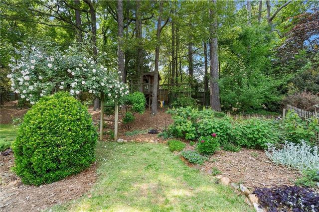 3473 Chastain Lakes Drive NW, Kennesaw, GA 30144
