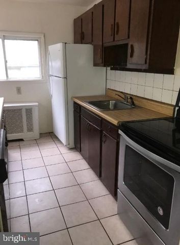 1267 GLASSBORO RD, Williamstown, NJ 08094