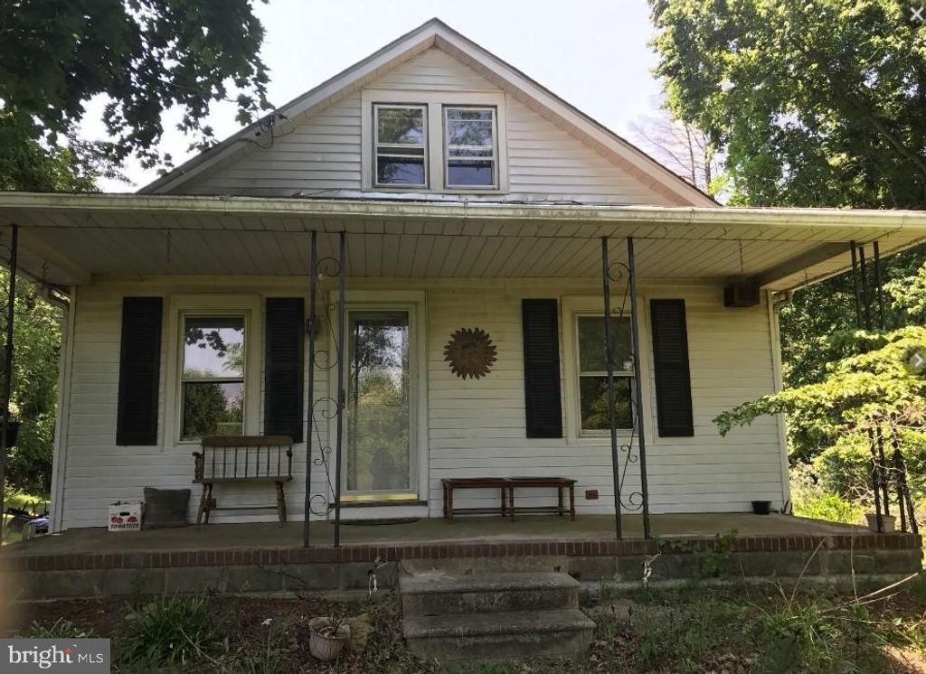 1267 GLASSBORO RD, Williamstown, NJ 08094