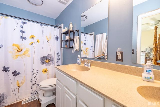 2008 W Wilno Drive, Marion, IN 46952