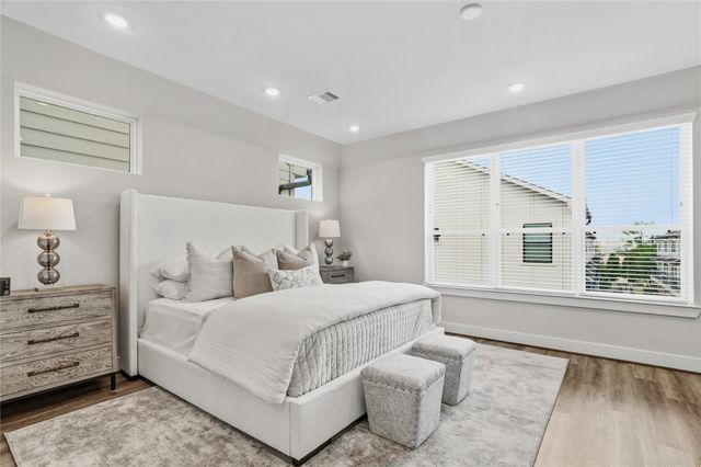 1254 N Post Oak Road A, Houston, TX 77055