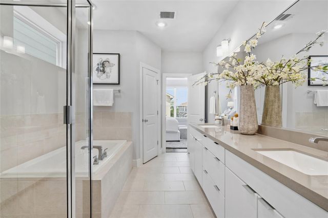 1254 N Post Oak Road A, Houston, TX 77055