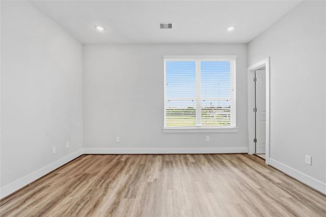 1254 N Post Oak Road A, Houston, TX 77055