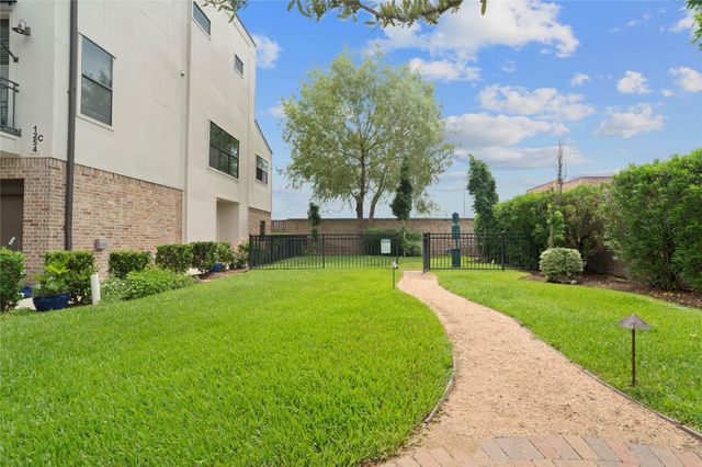 1254 N Post Oak Road A, Houston, TX 77055