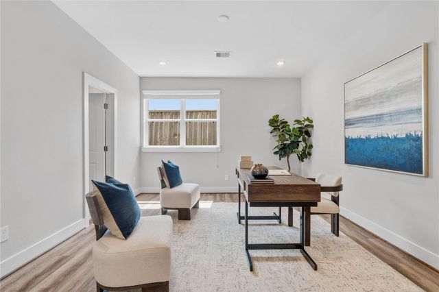 1254 N Post Oak Road A, Houston, TX 77055