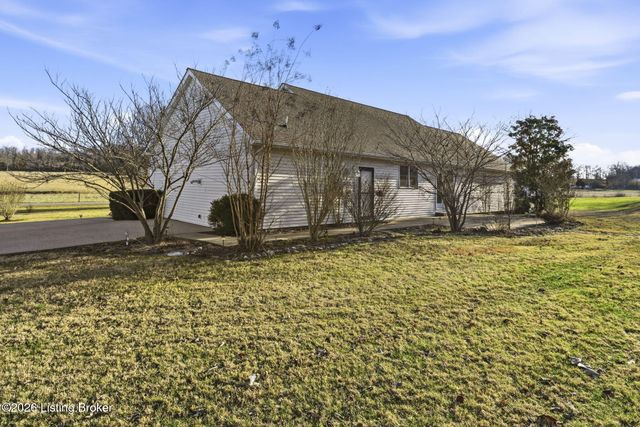 533 Hanging Rock Rd, Leitchfield, KY 42754