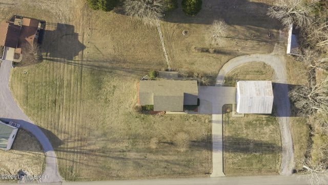 533 Hanging Rock Rd, Leitchfield, KY 42754