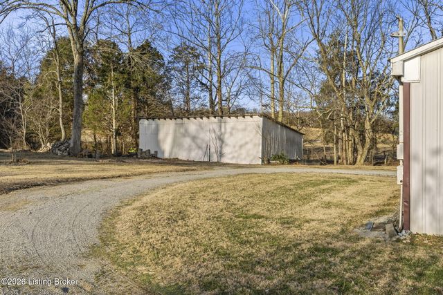 533 Hanging Rock Rd, Leitchfield, KY 42754