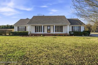 533 Hanging Rock Rd, Leitchfield, KY 42754