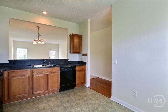 20 Evergreen Oak Drive, Richmond Hill, GA 31324