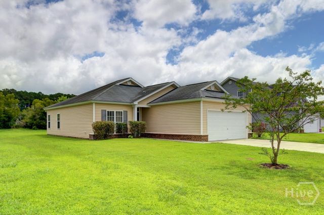 20 Evergreen Oak Drive, Richmond Hill, GA 31324