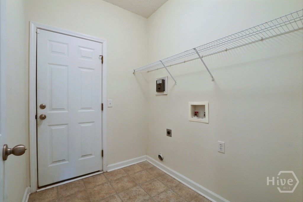Image 27 of property listing at 20 Evergreen Oak Drive, Richmond Hill, GA 31324