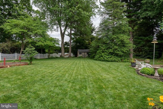 1982 STERLING PL, Lancaster, PA 17601