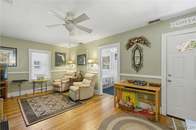 7 61st Street, Yankeetown, FL 34498