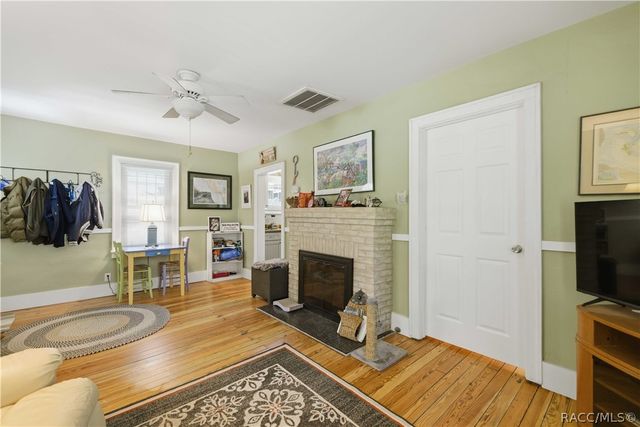 7 61st Street, Yankeetown, FL 34498