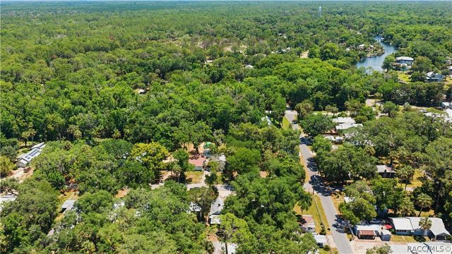 7 61st Street, Yankeetown, FL 34498