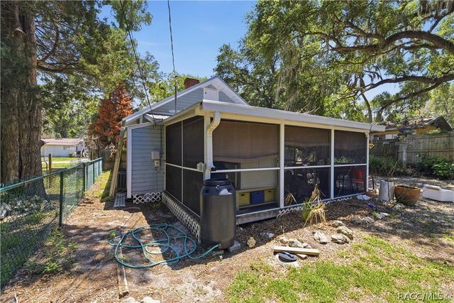 7 61st Street, Yankeetown, FL 34498
