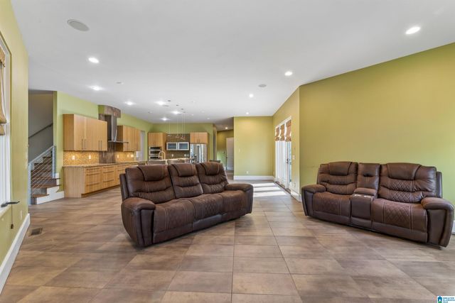 635 BAYHILL ROAD, Hoover, AL 35244