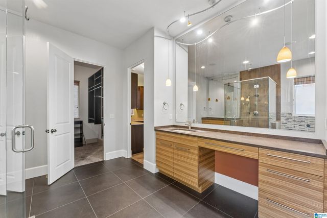 635 BAYHILL ROAD, Hoover, AL 35244