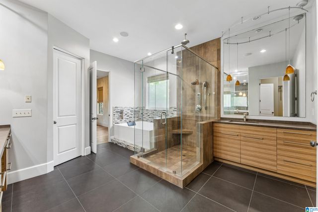 635 BAYHILL ROAD, Hoover, AL 35244