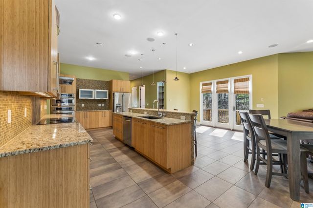 635 BAYHILL ROAD, Hoover, AL 35244