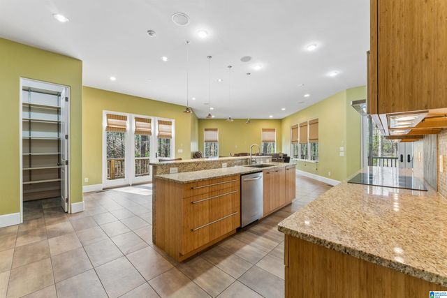 635 BAYHILL ROAD, Hoover, AL 35244