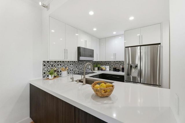 1350 Fairway Entrance Drive, San Jose, CA 95131