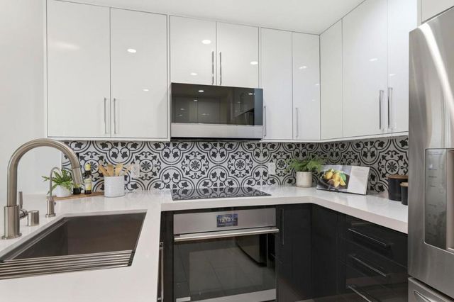 1350 Fairway Entrance Drive, San Jose, CA 95131