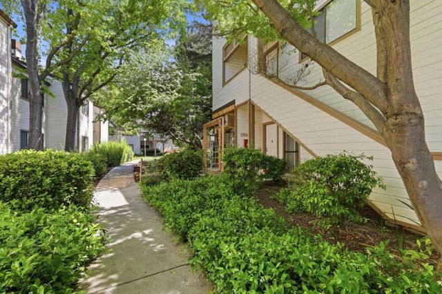 1350 Fairway Entrance Drive, San Jose, CA 95131