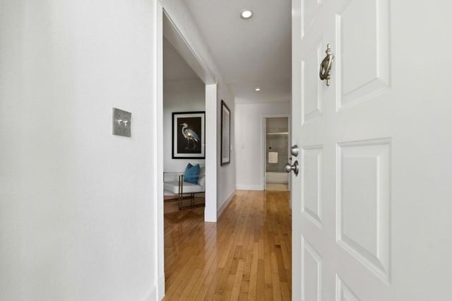 1350 Fairway Entrance Drive, San Jose, CA 95131