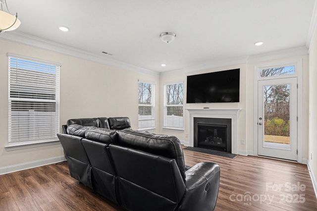 3935 Center Place Drive, Harrisburg, NC 28075