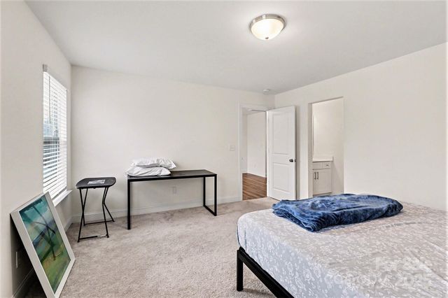 3935 Center Place Drive, Harrisburg, NC 28075