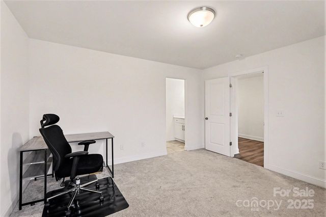 3935 Center Place Drive, Harrisburg, NC 28075