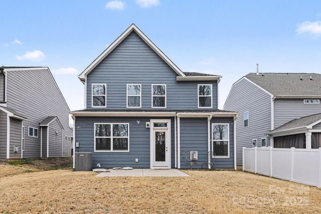 3935 Center Place Drive, Harrisburg, NC 28075