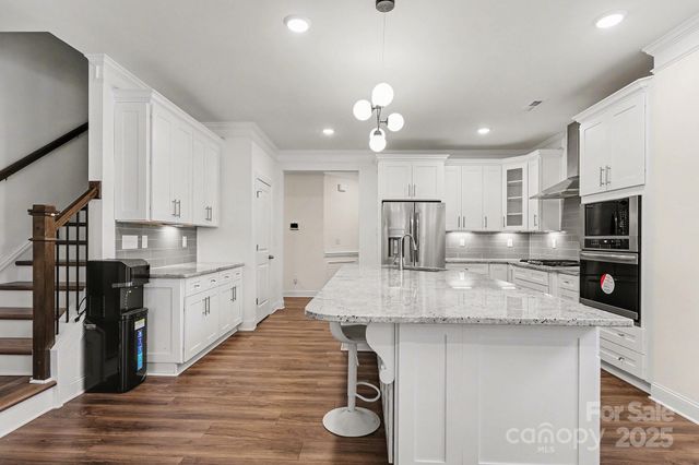 3935 Center Place Drive, Harrisburg, NC 28075