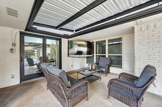 1505 Canyon Oaks Drive, Irving, TX 75061