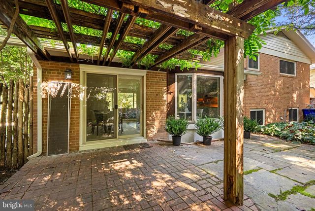 3510 FREDERICK PL, Kensington, MD 20895
